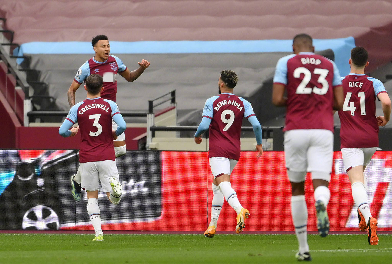 紧密契合 紧密契合